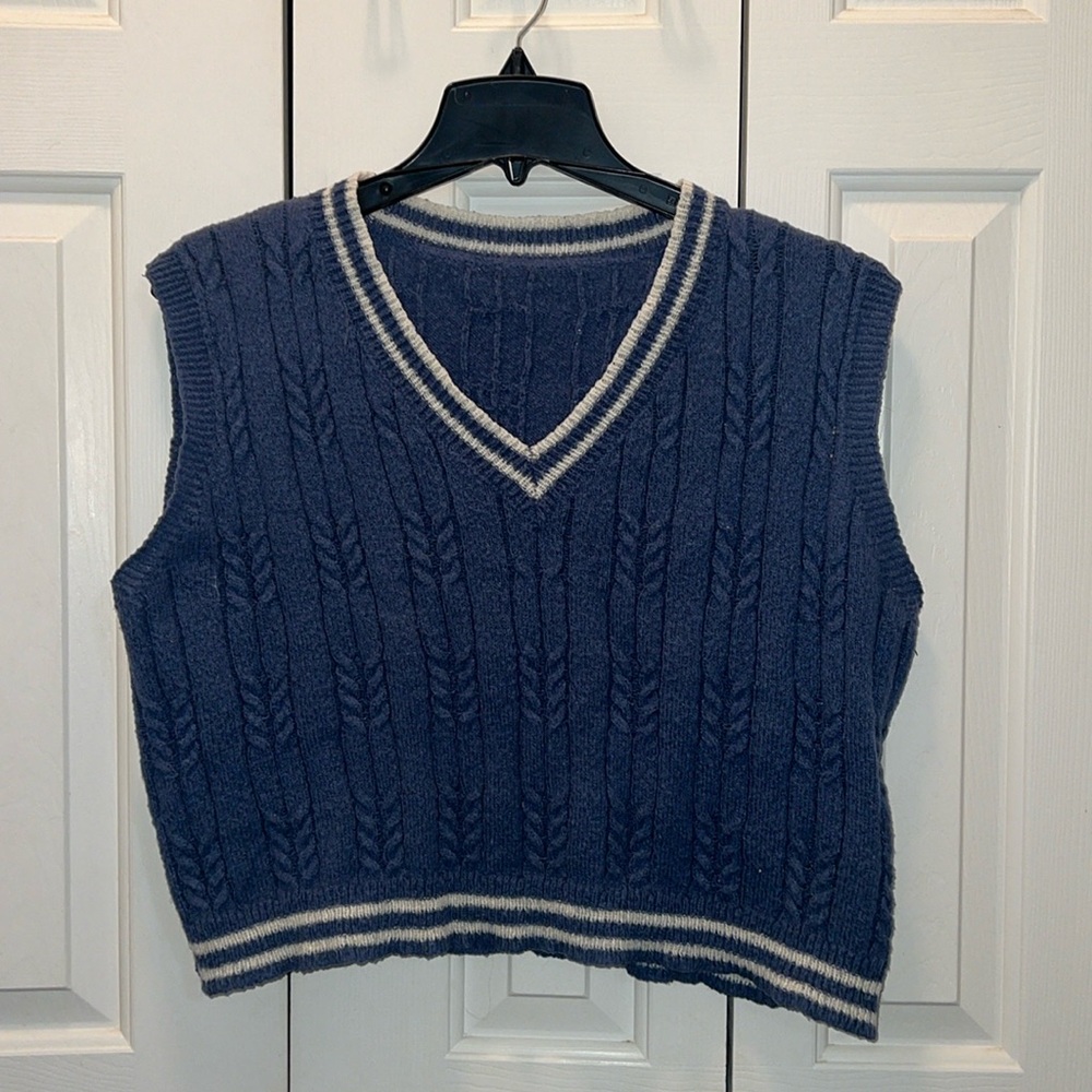 🚫♻️Blue Sweater Vest Top